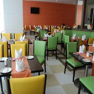 Iris Hometel 3*