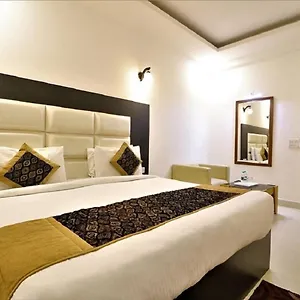 Hotel Aerocity J P Palace Igi Airport