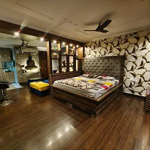 Sufiyana सादा परन्तु सुन्दर 2 Apartment