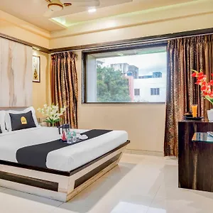 The Caves A Family Near Igi Airport 4* New Delhi