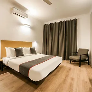 King Plaza Near Delhi Airport