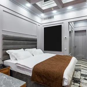 Triton Grand Hotel