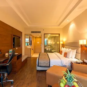 De Atlantes Near Delhi Airport New Delhi