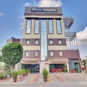The Royal Galaxy - Sec. 12 Dwarka Metro Station Hotel 4*