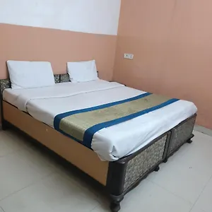 Royal India - Vijay Enclave 2*