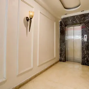 O The Grace Delhi 4*