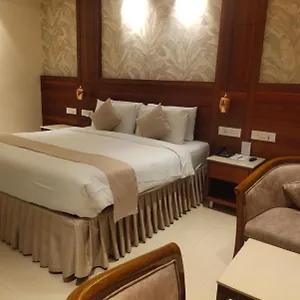 Hotel Grace Plaza Near Igi Airport New Delhi