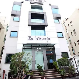 Otel La Wisteria 3*