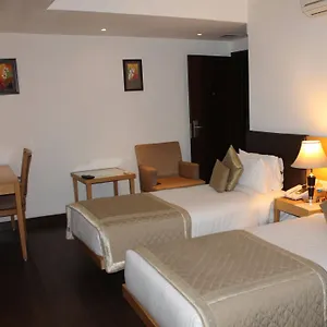 Hotel Grand Lotus Kapashera 3*