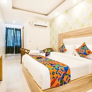 Hotel Fabhotel Modesty Delhi Airport 3*
