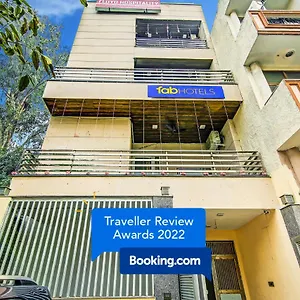 Hotel Fabhotel Floyd 3*