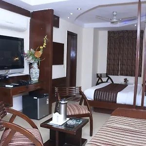 High 5 Land Otel
