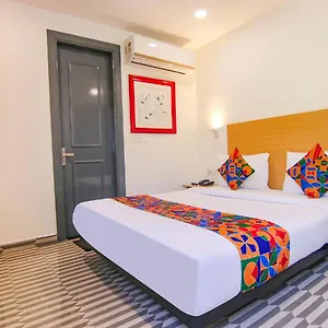 Fabhotel Chawla House Hotel 3*