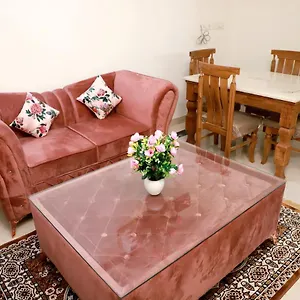 Apartment Divine India Service 3bhk, 2b Saket New Delhi