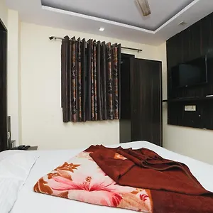 Av International Near Railway Station, Paharganj Hotel