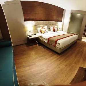Lemonwood Suites By F9 - Trivoli Garden Chhatarpur Hotel