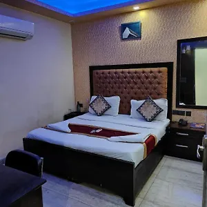 Hotel Nk Residency - Kalka Ji