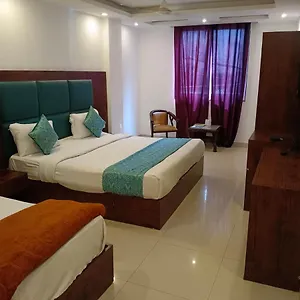 Hotel The Tark Near Igi Airport Delhi New Delhi