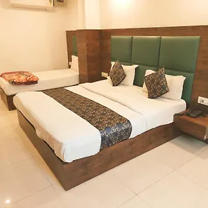 Mount Near Igi Airport Delhi 4* New Delhi