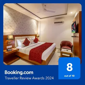 Hotel Fabhotel Skye New Delhi