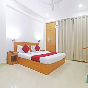 Hotel Trendy Residency