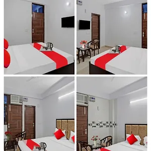 Raj Residency Chhatarpur Hotel 2*