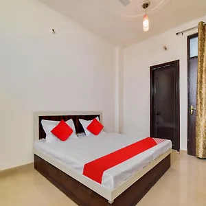 Oyo Rr Residency New Delhi