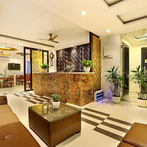 Hotel Paragon By Denver New Delhi