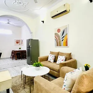 Bluo Modern 1bhk Rohini - Parking , Balcony Apartment *
