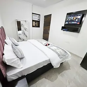 Grand - Saket Hotel