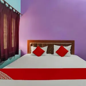 Raja Guest House- Railway Station Guest house New Delhi