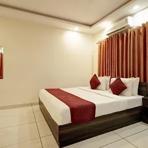 Hotel Mark Near Igi Airport