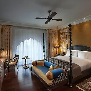 Hotel Hotel Grand Rosewood Near Delhi Igi Airport 4*