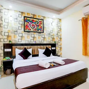 Hotel Luxury Global *