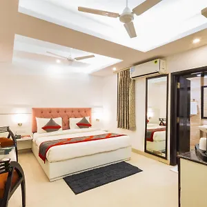 Hotel The Gold - Karol Bagh