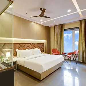 The Viking - Luxury Living Steps Away From & Connaught Place 4* Nuova Delhi