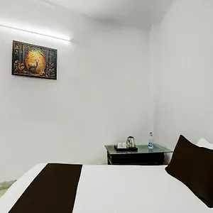 Hotel O Aura New Delhi