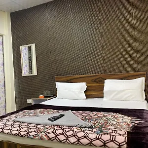 O Royal Plaza Hotel