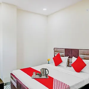 Hotel O Royal Lotus Near Ip Extension Metro Station New Delhi