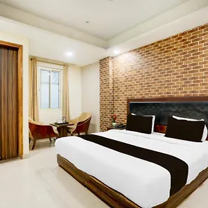 Hotel Collection O Mahipalpur Road No 4 Formerly Shubh