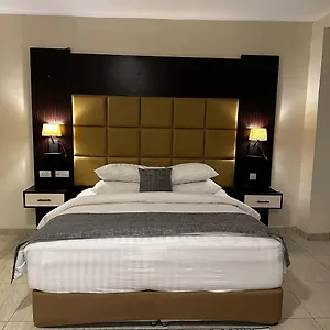 Hotel Olive Aero Near Delhi Airport 4*
