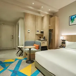 Hotel The Tark Delhi