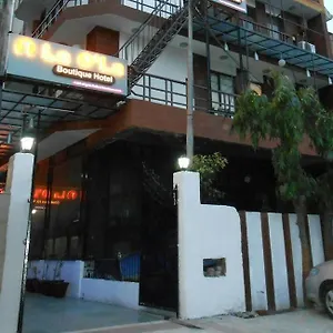 La O' La Boutique Hotel 3* New Delhi