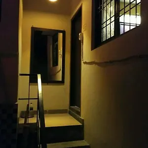 Metro House Hotel Nuova Delhi
