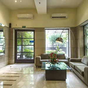 House By Howard Hotel 3*