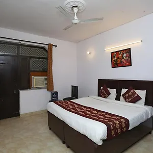 Oyo 9534 Brijwashi Residency 3* New Delhi