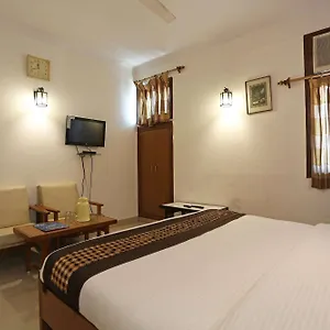 Kastle Hotel