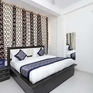 Oyo 12738 Diamond