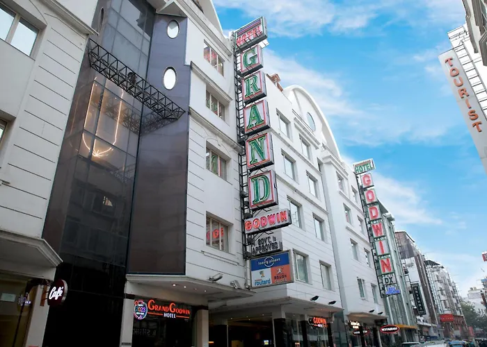 Hotel Grand Godwin - Complimentary Airport Pickup -Near Ndls Railway Stn New Delhi photo