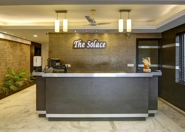 Hotel The Solace Nueva Delhi foto